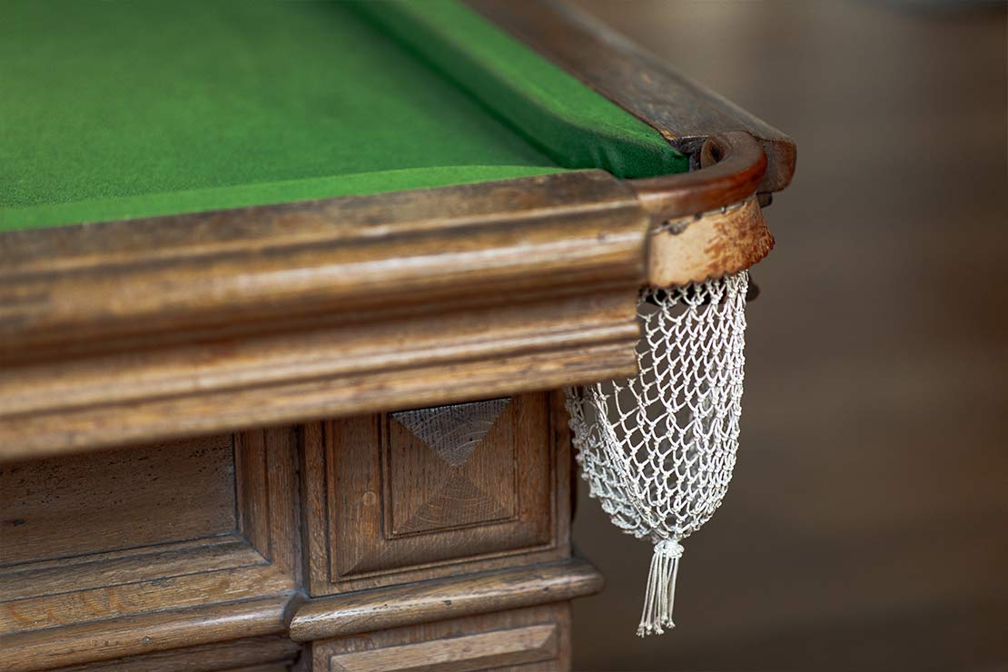 Why choose a master craftsman to create a family snooker table?